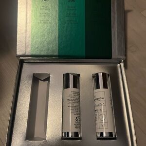 VT Cica Reedle Shot
Compact Set